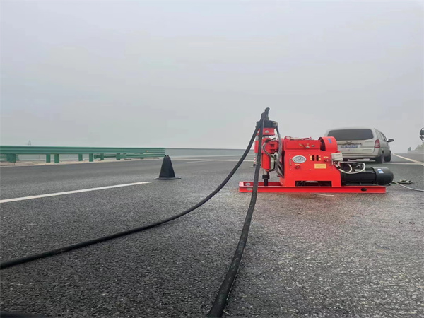 陇县马路路基路面开裂下沉注浆加固灌浆